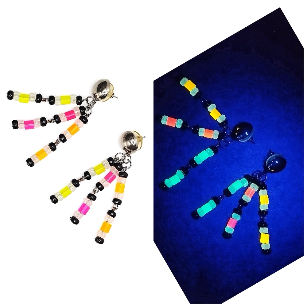 GLOW EARRING